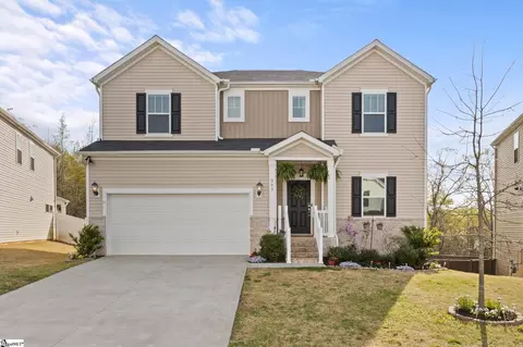 305 Pewter Cir, Simpsonville, SC 29680