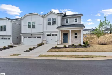 9 Lettner Dr, Greenville, SC 29607