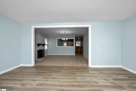 Living - 107 Apollo Ave, Greer, SC 29651 photo 6 of 6