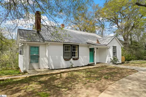 305 Morse St, Pendleton, SC 29670 photo 2