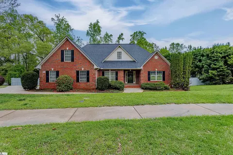 104 Baltic Ct, Moore, SC 29369