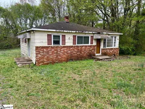358 Frey Cir, Spartanburg, SC 29301