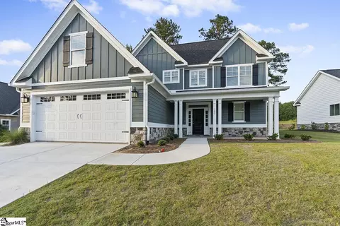 122 W Gunnery Ct, Ninety Six, SC 29666