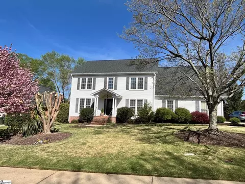 223 E Shallowstone Rd, Greer, SC 29650 photo 2