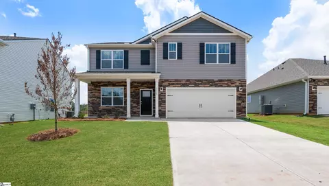 1107 White Willow Dr, Spartanburg, SC 29303