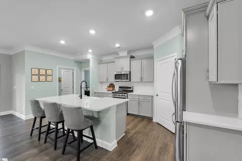 Kitchen - 131 Yellow Fox Rd, Greer, SC 29650 photo 3 of 4