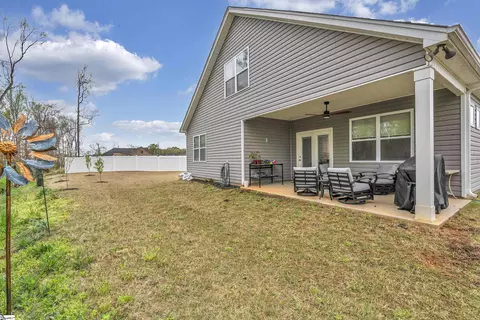 Exterior - 131 Yellow Fox Rd, Greer, SC 29650 photo 2 of 7