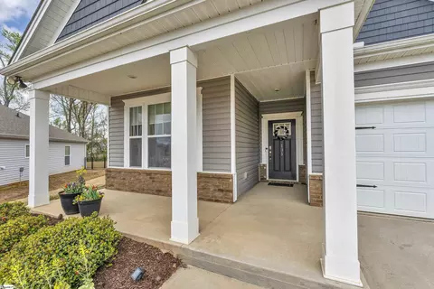 Exterior - 131 Yellow Fox Rd, Greer, SC 29650 photo 5 of 7