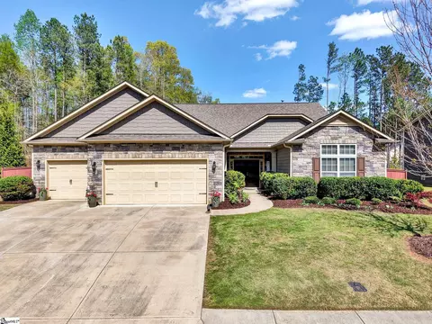 29 Trailwood Dr, Fountain Inn, SC 29644