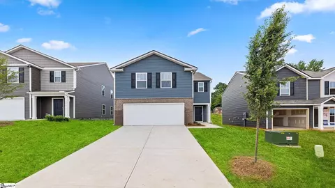 2323 Springview Ct, Boiling Springs, SC 29316