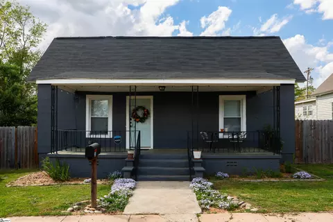 21 Webb St, Greenville, SC 29605