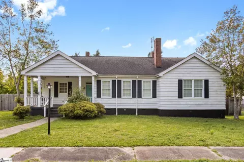 403 Taylor St, Joanna, SC 29351