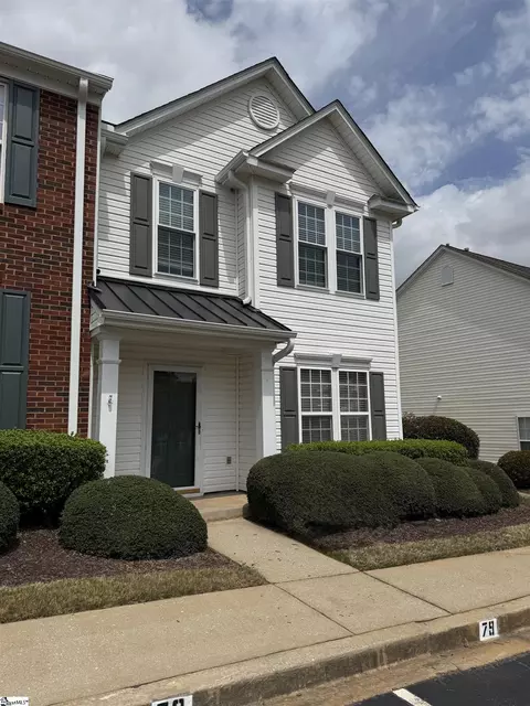 79 Spring Crossing Cir, Greer, SC 29650
