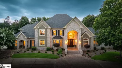 101 Rivertrail Ct, Greer, SC 29651