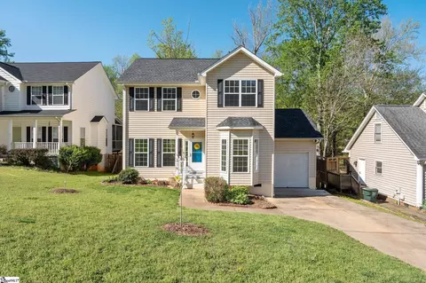 218 Ginger Ln, Taylors, SC 29687