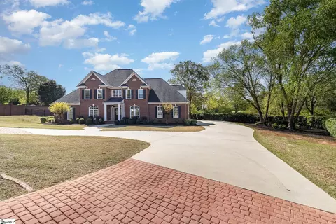 101 Holborne Dr, Easley, SC 29642 photo 3
