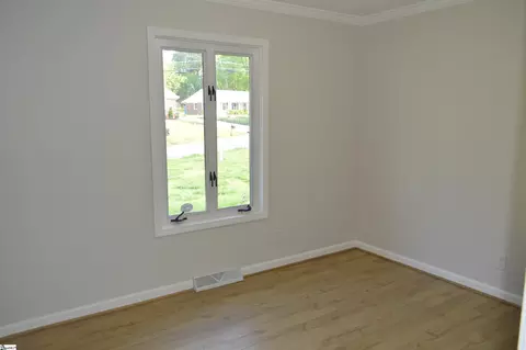 Bedroom - 301 E Celestial Dr, Greer, SC 29651 photo 3 of 7