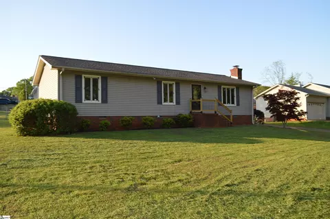 301 E Celestial Dr, Greer, SC 29651