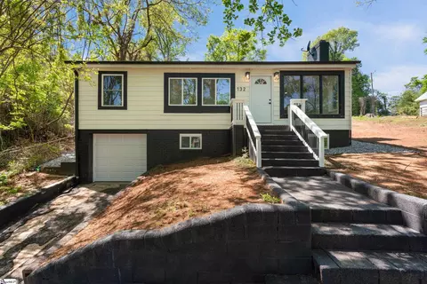 132 Terrace Rd, Spartanburg, SC 29301