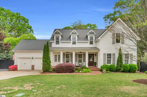 15 Highland Dr, Greenville, SC 29605