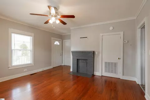 Living - 19 5th St, Greer, SC 29651 photo 2 of 3