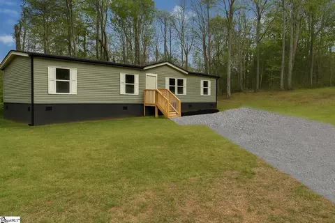 215 Leroy Dr, Liberty, SC 29657
