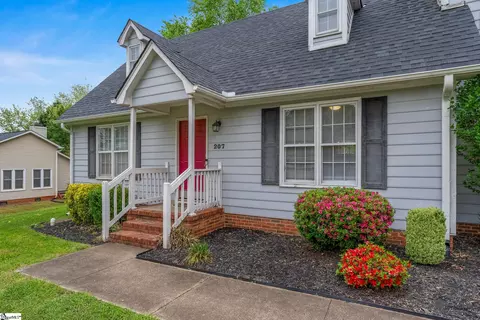 207 Polo Dr, Simpsonville, SC 29681
