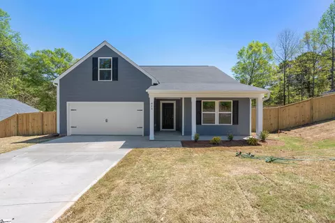 414 Kensington Cir, Seneca, SC 29672