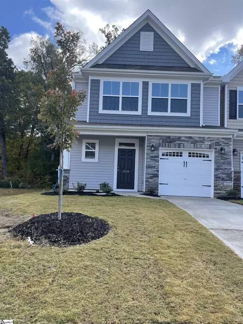 208 Brochaill Ct, Powdersville, SC 29673