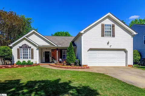 7 Brockmore Dr, Greenville, SC 29605