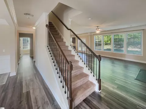 Entry Way - 208 Moonstone Ln, Duncan, SC 29334 photo 2 of 2