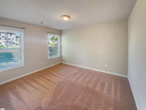 Bedroom - 208 Moonstone Ln, Duncan, SC 29334 photo 2 of 7