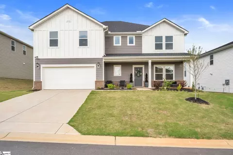 101 Roderick Ln, Greenville, SC 29605