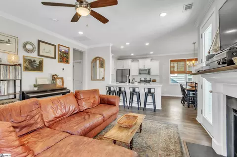 309 Townsend Ave, Greer, SC 29651 photo 5