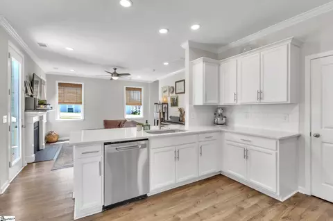 309 Townsend Ave, Greer, SC 29651 photo 11