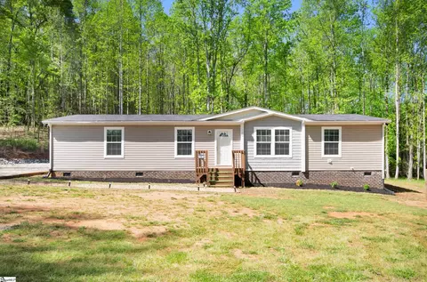 132 Kirkwood Dr, Anderson, SC 29624