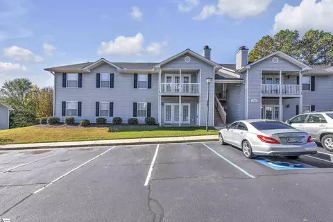 805 Pelham Square Way, Greer, SC 29650