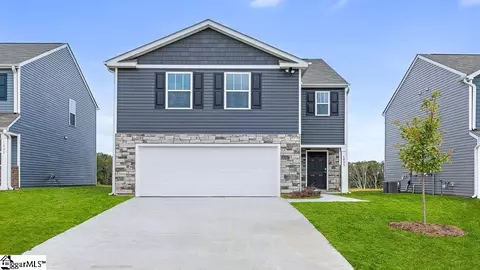 1935 Gracie Dr, Woodruff, SC 29388