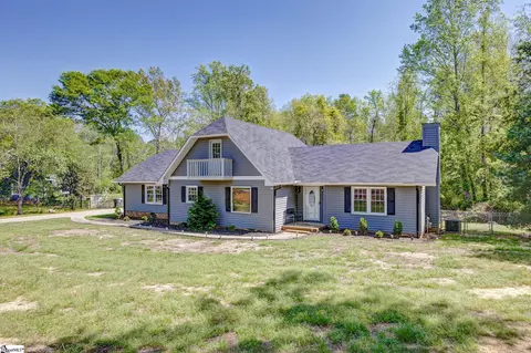 624 Jameson Dr, Piedmont, SC 29673