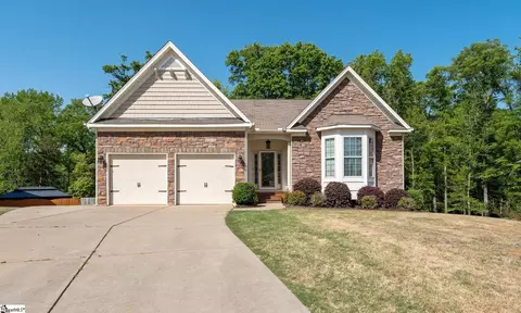 180 Pendock Ln, Piedmont, SC 29673