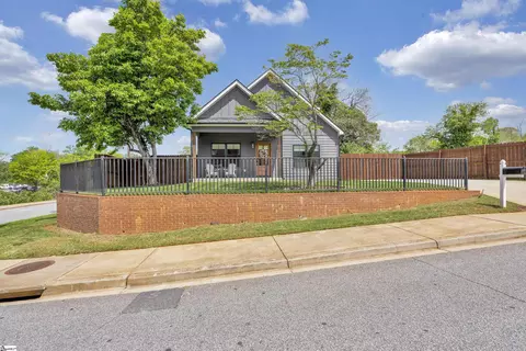 1008 Jenkins St, Greenville, SC 29601