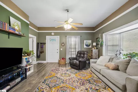 408 S 2nd St, Easley, SC 29640 photo 5