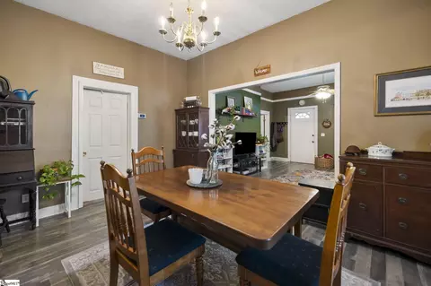 408 S 2nd St, Easley, SC 29640 photo 7