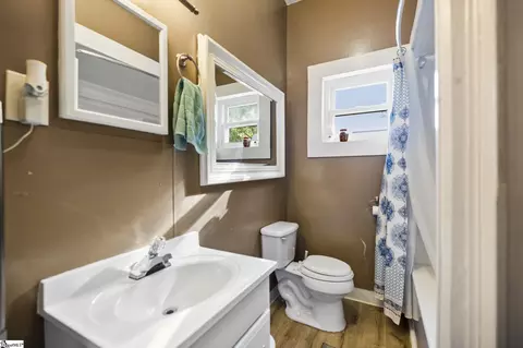 408 S 2nd St, Easley, SC 29640 photo 18