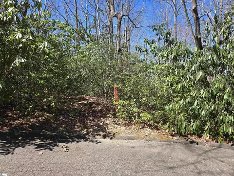 11 Larkspur Ln, Cleveland, SC 29635