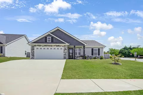 1000 Rosabella Ln, Greer, SC 29651