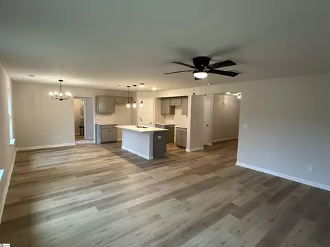225 Walnut Hill Dr, Easley, SC 29642 photo 6