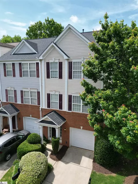 612 Montreux Dr, Greenville, SC 29607