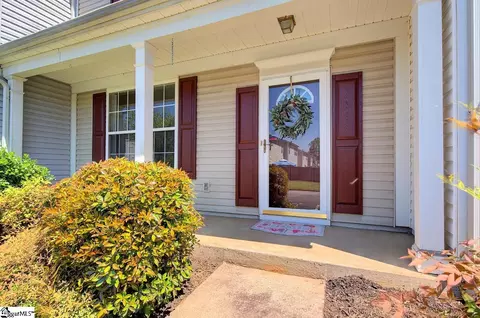 204 Braelock Dr, Greer, SC 29650