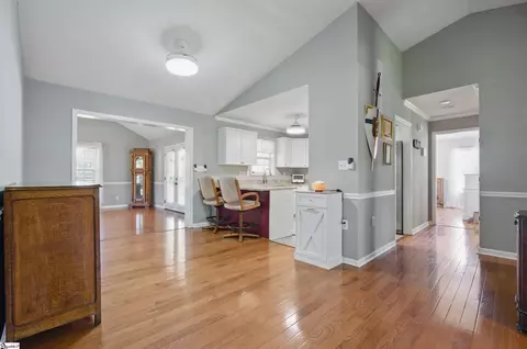 Entry Way - 210 Emory Dr, Easley, SC 29640 photo 4 of 5